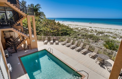 Bradenton Beach Condo | Beachfront - The View at BBC by SeaBreeze Vacation