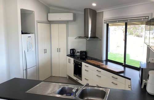 Yorke Peninsula House | Beachfront Tickera Roundhouse - sea views inside and out - peaceful family home