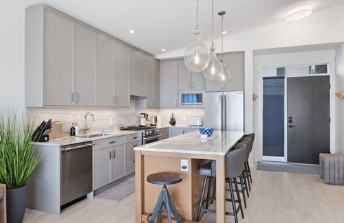 Black Creek Condo | Beachfront Villa #15 at Saratoga Beach House