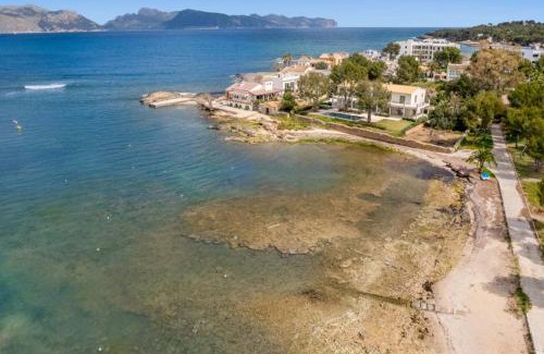 es Bacares Villa | Beachfront Villa Es Clot by Sealand Villas