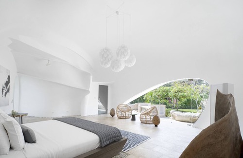 Kerambitan House | Beachfront Villa The Cloud
