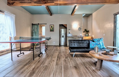 Chiguata Villa | Beachfront villa with pool. Hosts big families, groups or small retreats.