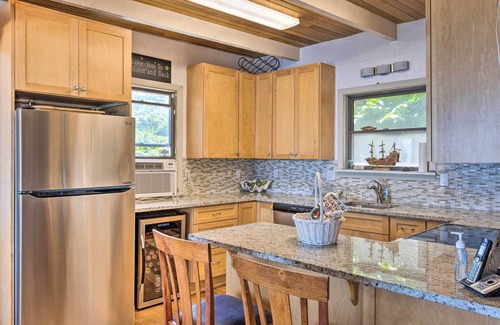 Wading River House | Beachfront Wading River Home w/Deck & Grill!
