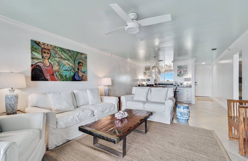 Ono Island Condo | Beachfront | Walk to FloraBama | 2 Pools, 2 Boat Docks w/Slips | My Beach Getaways
