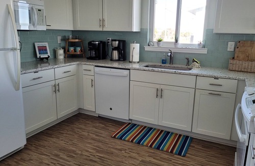 East End Condo | BEACHFRONTnGorgeous View!nOCEANFRONTnSunday to Sunday