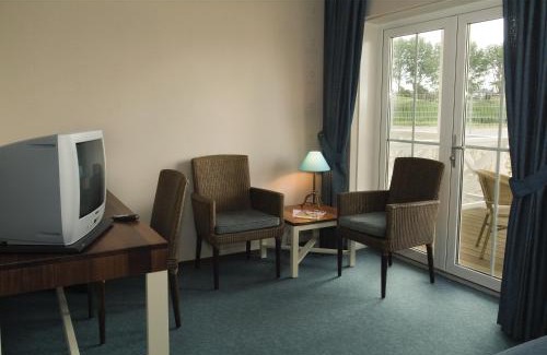 Municipality of Hellevoetsluis Hotel | Beachhotel Cape Helius