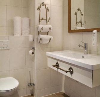 Municipality of Hellevoetsluis Hotel | Beachhotel Cape Helius