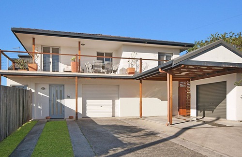 Angourie House | BEACHIES - OCEAN VIEWS