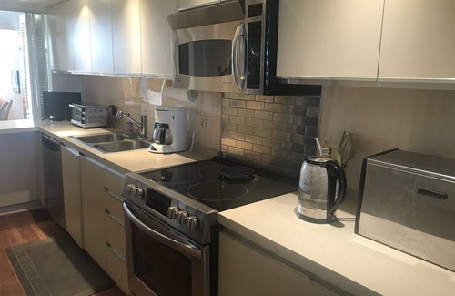 Longboat Key Condo | Beachplace 4-604 Luxurious 2 BR/2 BA Penthouse Condo.