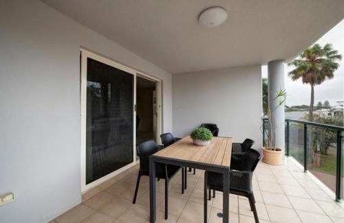 Tuncurry Apartment | Beachside 4