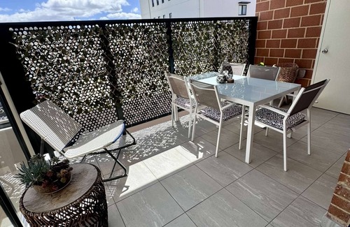 Rockingham Apartment | Beachside Bliss
