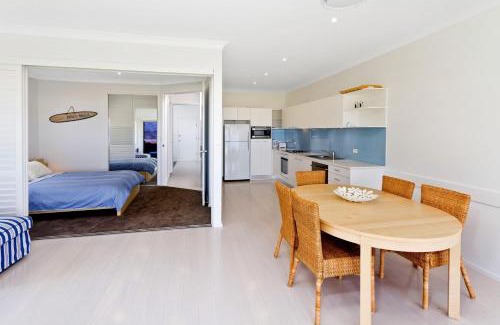 Avoca Beach House | Beachside Bungalow #4