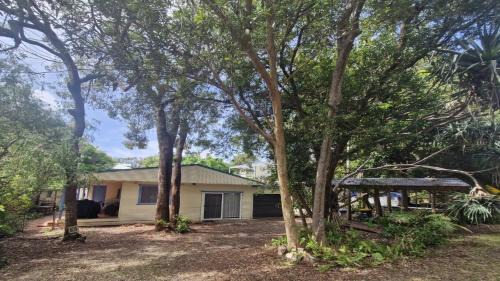 Diggers Camp House | Beachside Bungalow