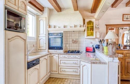 Penestin House | Beachside Family Retreat