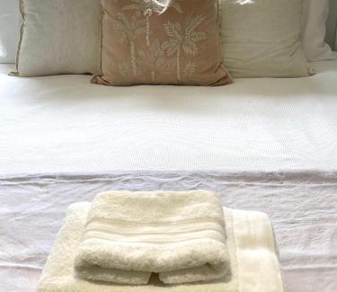 Brooms Head Apartment | Beachside Family Unit 2 mins walk to beach partial ocean view
