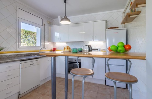 Sant Pere Pescador House | Beachside Haven with Pool, BBQ, WiFi & A/C – 200m from Sant Pere Pescador Beach
