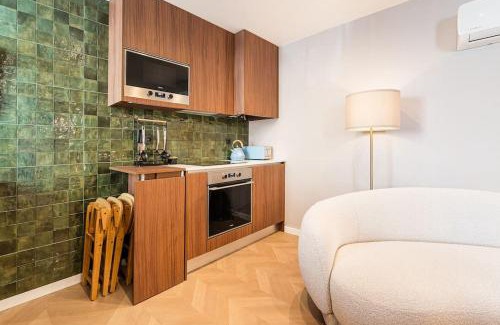 Leixões House | Beachside House in Matosinhos