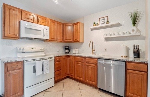 Cape Caneveral Beach Gardens House | Beachside Space Coast Townhouse, walk to the beach, pet friendly
