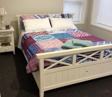 New Plymouth Apartment | Beachside studio