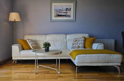 Kilkeel House | Beachside - Stunning sea view townhouse across the road from the beach