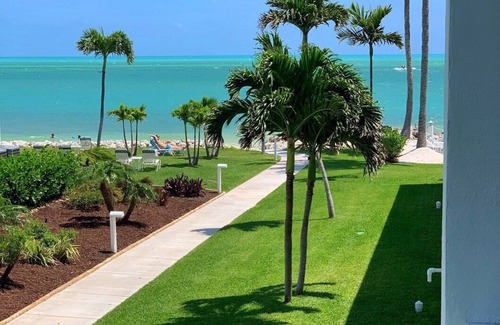 Key Colony Beach Apartment | Beachside Unit 34 - Key Colony
