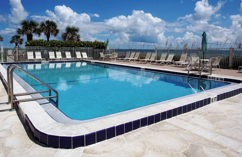 Indian Harbour Beach Condo | Beachside Comfort: 2-Bedroom/2-Bathroom Condo in Indian Harbour Beach Unit 604