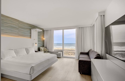 Sea Bright Hotel | Beachwalk at Sea Bright