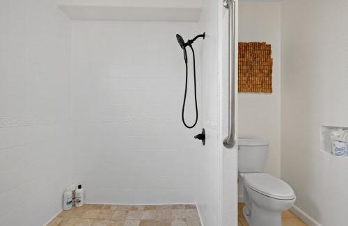 Sharp Park Apartment | Beachy 1BR Escape with Sofa Bed - Golf & Beach Nearby