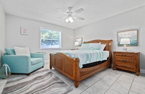 Ozona House | Beachy 2-1 Condo