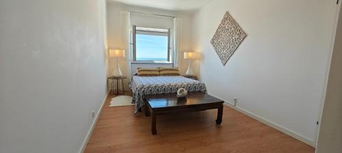 Praia de Santa Cruz Apartment | Beachy 2Bdrm in Santa Cruz w/stunning Ocean View!