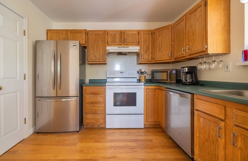 Fairfield Condo | Beachy Kind of Life