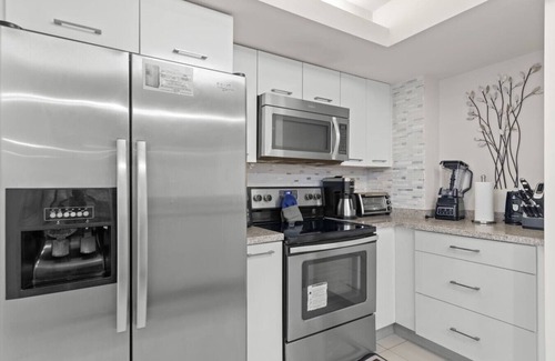 South Padre Island Apartment | Beachy Vibes @ Solare Tower