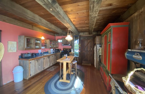 Albion Cabin | Beam's End - WHERE THE NAVARRO RIVER MEETS THE PACIFIC OCEAN