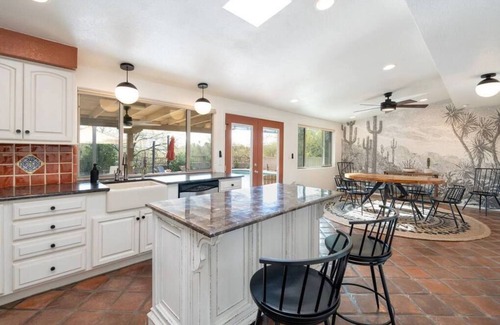 Tanque Verde House | Bear Canyon Retreat w/Pool | Jazz & Rodeo Ready