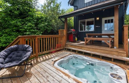 Ucluelet House | Bear Coast, Cabin with Hot Tub, Patio, and Waterview