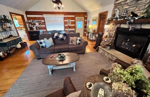 Jefferson House | Bear Creek Ridge