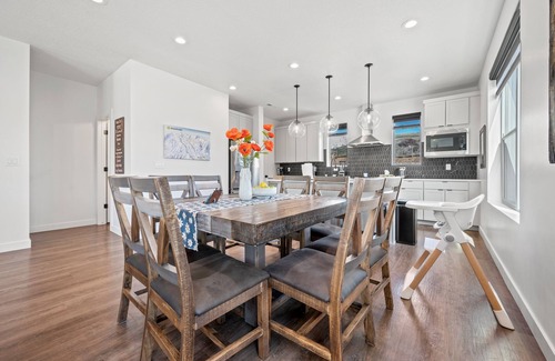 Mountain Green House | Bear Cub’s Den R5983 | Snowbasin Ski Escape | EV