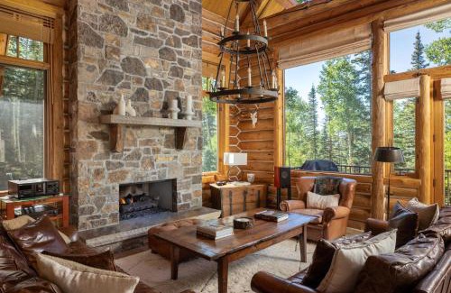 Mountain Village Villa | Bear Lodge - Modern log home at easy ski-in-out location