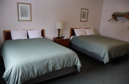 Dayton Hotel | Bear Lodge Resort