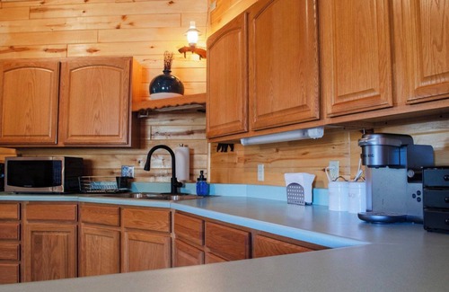 Cortez Cabin | Bear Necessities Cabin, Mesa Verde Getaway