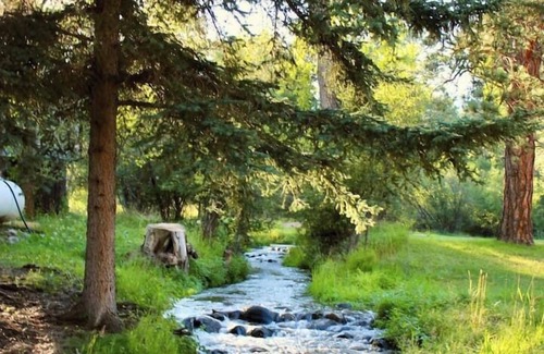 Saddlestring House | Bear Tipi, Rustic "Bear" Tipi by Bighorn Mountains