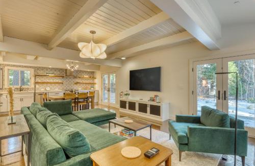 Tahoe Sierra Estates House | Bearing Drive Escape