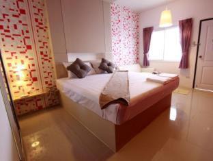 Bang Na Hotel | Bearing26 Hotel