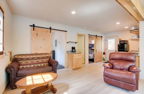 Harshaw Cabin | Bearskin Lake Cabin: Fish, Boat & Relax!