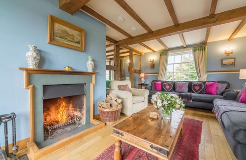 Pembridge House | Bearwood House & Cottage