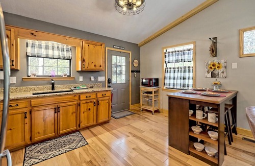 Murphy Cabin | Beary’s Den where Chic meets Country in this Cozy Cabin