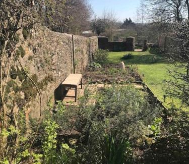 Liverton House | Beaston Cottage