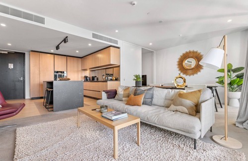 Auckland Central Business District Apartment | Beau Quarter,2 Bedroom with Balcony, Carpark