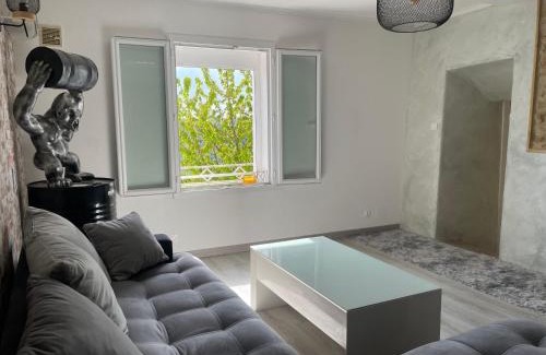 Bouxieres-aux-Dames Villa | Beauregard