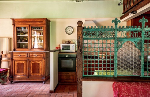 Castelnuovo di Garfagnana Villa | Beautiful private villa for 6 guests with private pool, WIFI, TV, patio and panoramic view